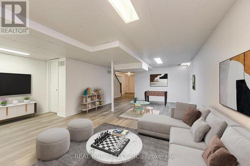 5192 Castlefield Drive, Mississauga, ON - Indoor Photo Showing Other Room