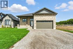 102 VANROOY Trail  Waterford, ON N0E 1Y0