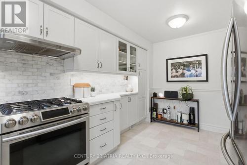 43 Maple Branch Path, Toronto, ON - Indoor Photo Showing Kitchen