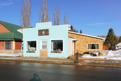 13  State Ave, Fort Assiniboine, AB 