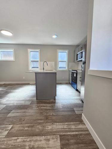 8069-8073  Cedric Mah Rd, Edmonton, AB - Indoor