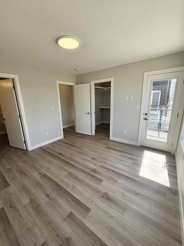 8069-8073  Cedric Mah Rd, Edmonton, AB - Indoor Photo Showing Other Room