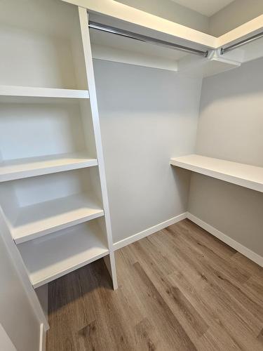 8069-8073  Cedric Mah Rd, Edmonton, AB - Indoor With Storage