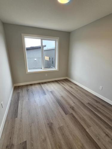 8069-8073  Cedric Mah Rd, Edmonton, AB - Indoor Photo Showing Other Room