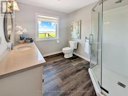 Main Floor Bathroom - 