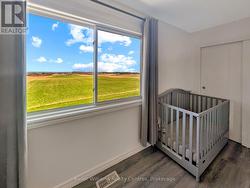 Upstairs Bedroom 2 - 