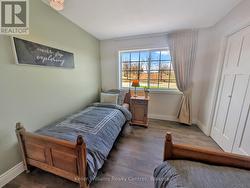 Upstairs Bedroom 3 - 