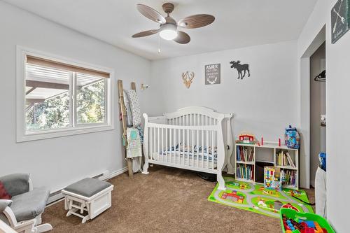4421 3A Highway, Wynndel, BC - Indoor Photo Showing Bedroom