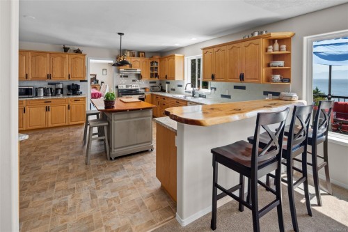 7760 West Coast Rd, Sooke, BC 