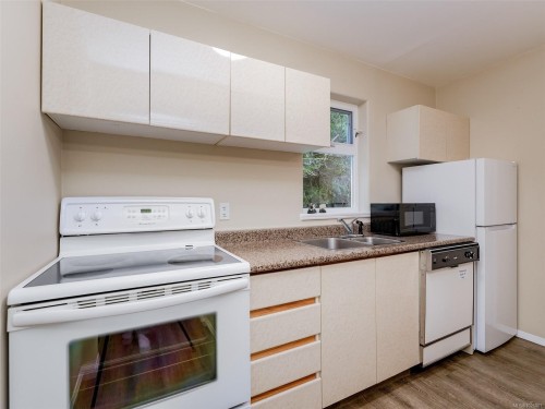 7760 West Coast Rd, Sooke, BC 