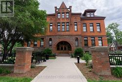 PH17 - 200 STINSON STREET  Hamilton, ON L8N 4J5