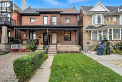 25 SPRING GROVE AVENUE  Toronto (Weston-Pellam Park), ON M6N 3H2