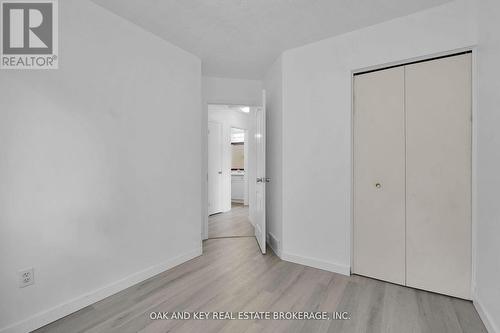330 Fleming Drive, London East (East D), ON - Indoor Photo Showing Other Room