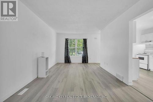 330 Fleming Drive, London East (East D), ON - Indoor