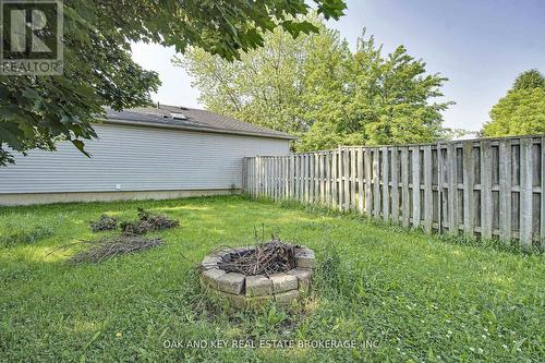 330 Fleming Drive, London East (East D), ON - Outdoor