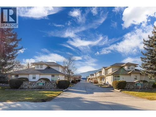 2395 Pleasant Valley Road Unit# 14, Armstrong, BC - Outdoor With Facade