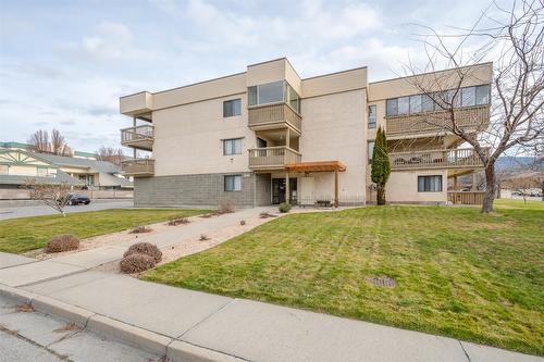 304-1820 Atkinson Street  Penticton, BC V2A 7M6