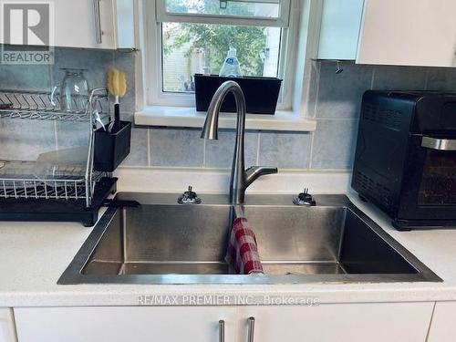 2462 Rundle Road, Clarington, ON - Indoor Photo Showing Kitchen With Double Sink