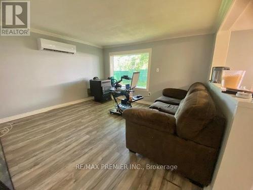 2462 Rundle Road, Clarington, ON - Indoor