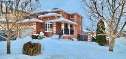 132 BROWN WOOD DRIVE  Barrie, ON L4M 6M8