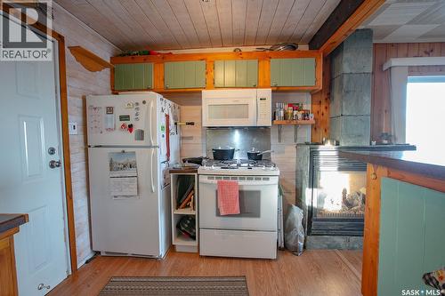 105 Briere Drive, Regina Beach, SK - Indoor Photo Showing Kitchen