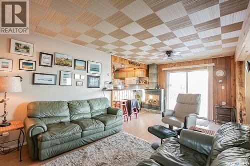 105 Briere Drive, Regina Beach, SK - Indoor Photo Showing Living Room
