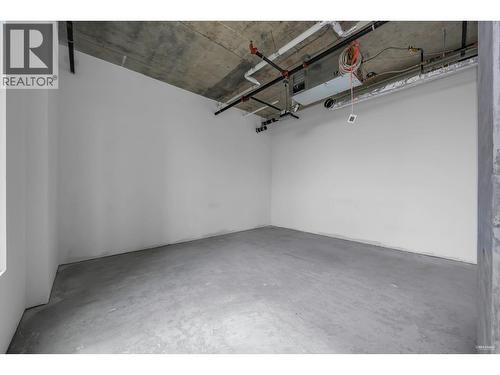 405 2992 Glen Drive, Coquitlam, BC 