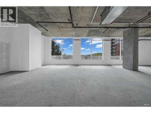 405 2992 Glen Drive, Coquitlam, BC 