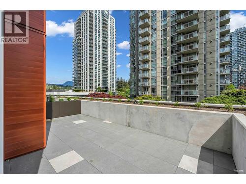 405 2992 Glen Drive, Coquitlam, BC 