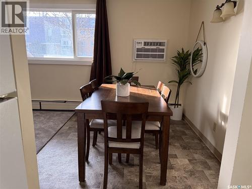 12 35 Centennial Street, Regina, SK - Indoor Photo Showing Dining Room