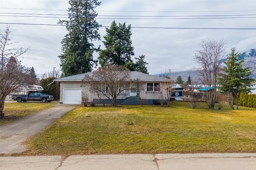 306 birch Street  Chase, BC V0E 1M0