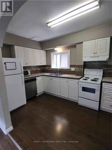 82 Sussex Street, Hamilton, ON - Indoor Photo Showing Other Room