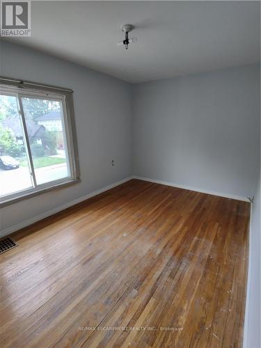82 Sussex Street, Hamilton, ON - Indoor Photo Showing Other Room