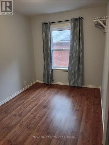 82 Sussex Street, Hamilton, ON - Indoor Photo Showing Laundry Room