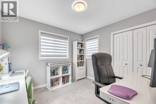 63 Walgrove Way Se, Calgary, AB - Indoor