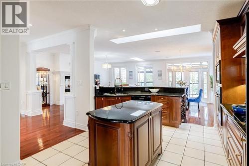 17 Mcnutt Street, Brampton, ON - Indoor Photo Showing Kitchen