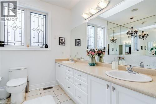 17 Mcnutt Street, Brampton, ON - Indoor Photo Showing Bathroom