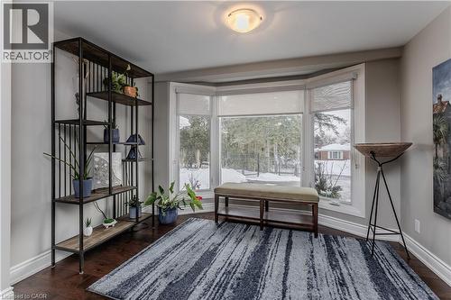 15 Ireson Road, Burlington, ON - Indoor Photo Showing Other Room