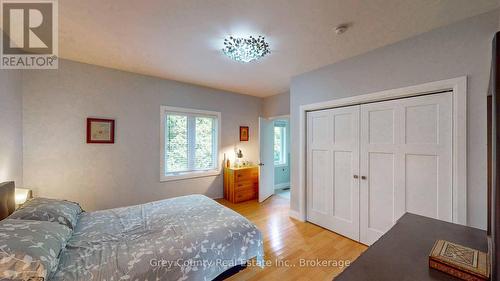 600417 Sideroad 50, Chatsworth, ON - Indoor Photo Showing Bedroom