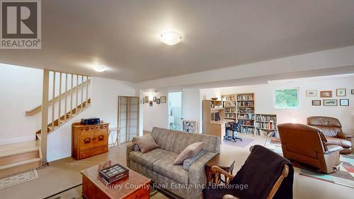 600417 Sideroad 50, Chatsworth, ON - Indoor Photo Showing Other Room