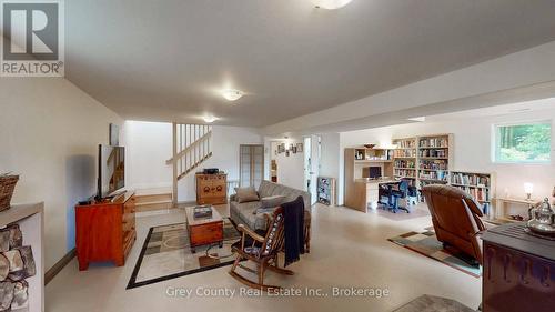 600417 Sideroad 50, Chatsworth, ON - Indoor Photo Showing Other Room
