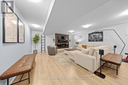 255 Avondale Avenue, Ottawa, ON - Indoor