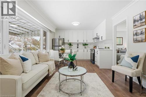 13 RIDGEWOOD Avenue  Guelph, ON N1H 6C3