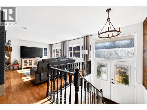 1886 Valleyview Drive, Kamloops, BC - Indoor Photo Showing Other Room