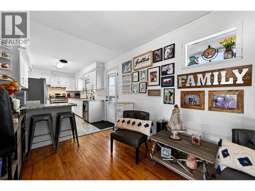 1886 Valleyview Drive, Kamloops, BC - Indoor