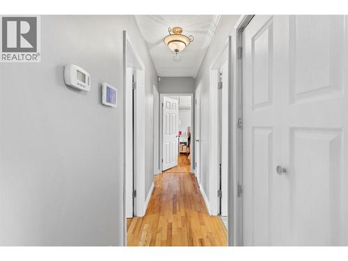 1886 Valleyview Drive, Kamloops, BC - Indoor Photo Showing Other Room