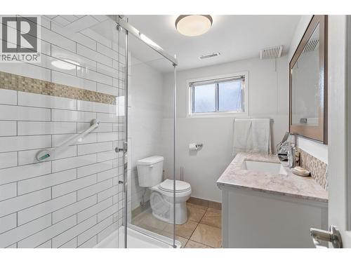 1886 Valleyview Drive, Kamloops, BC - Indoor Photo Showing Bathroom