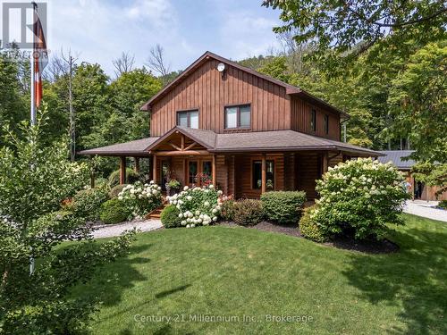 647 MALLORY BEACH ROAD  South Bruce Peninsula, ON N0H 2T0