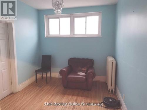 3 - 285 KING STREET W , Hamilton, Ontario L8P 1B2 3