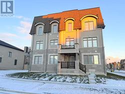 27 HARVEY BUNKER CRESCENT  Markham, ON L6C 3M6